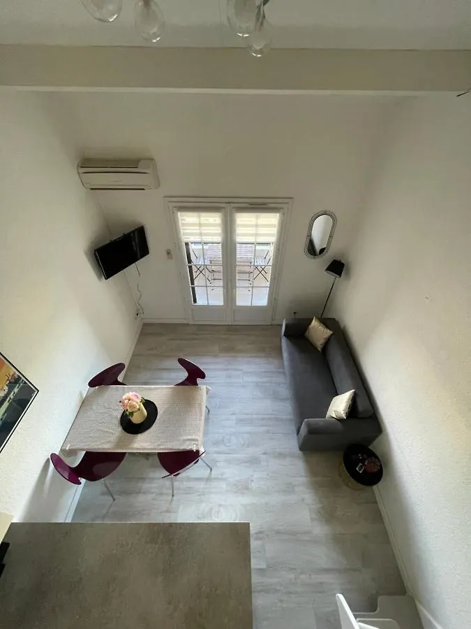 Appartement Duplex Climatise Le Trident Saintes-Maries-de-la-Mer 0*,